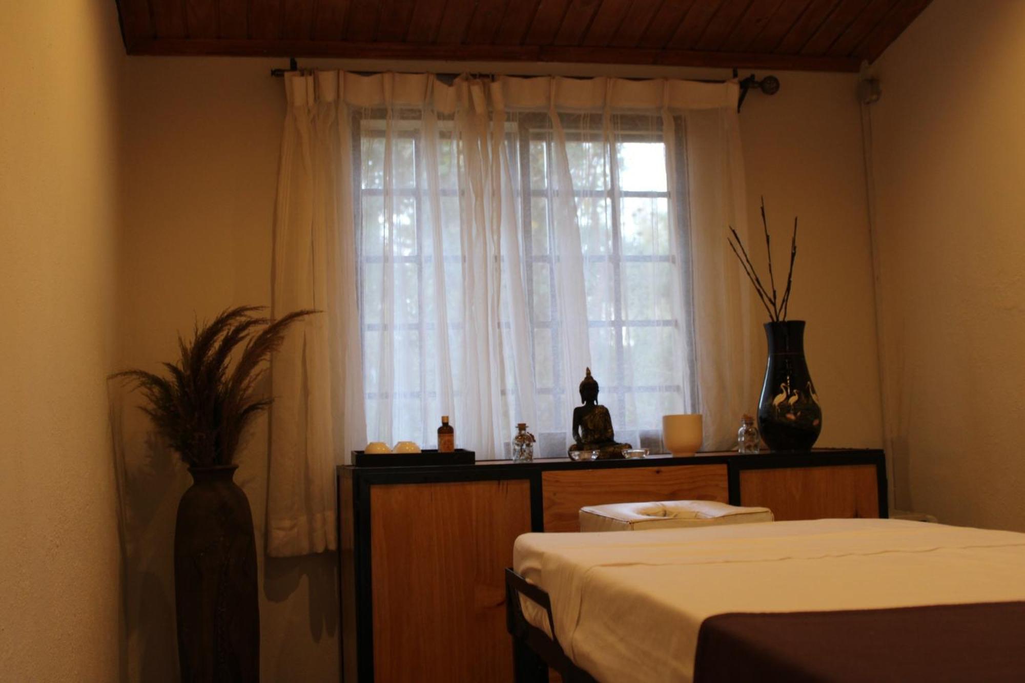 Souimanga-Hotel Antsirabe Eksteriør bilde