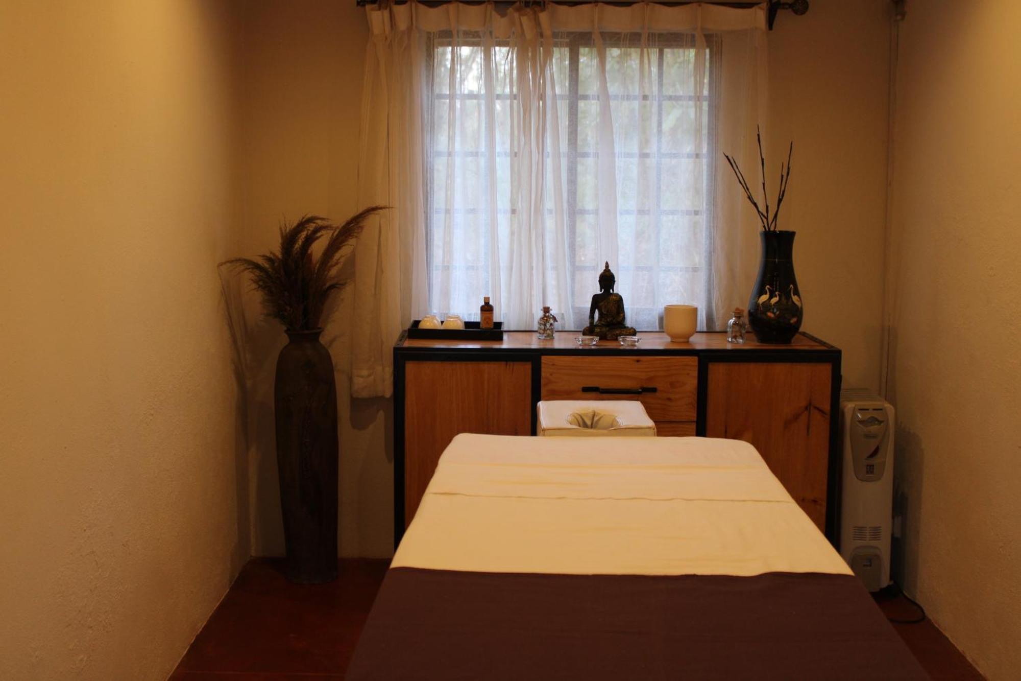 Souimanga-Hotel Antsirabe Eksteriør bilde
