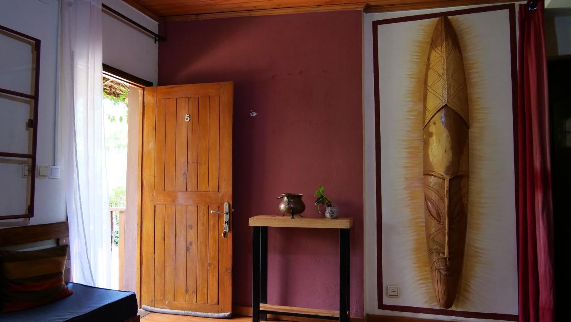Souimanga-Hotel Antsirabe Eksteriør bilde